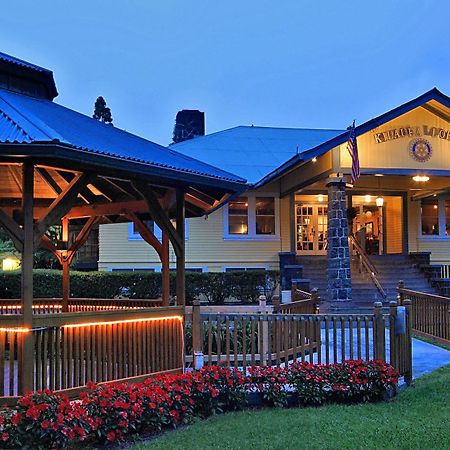 Kilauea Lodge And Restaurant Volcano Exterior foto