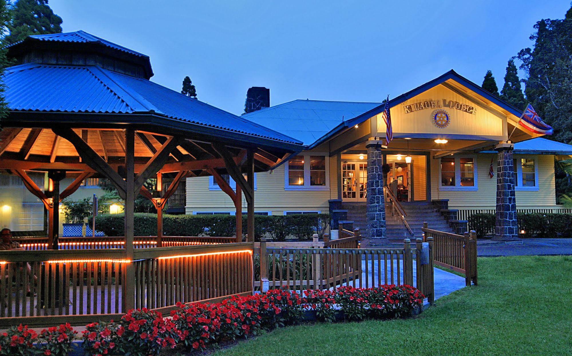 Kilauea Lodge And Restaurant Volcano Exterior foto